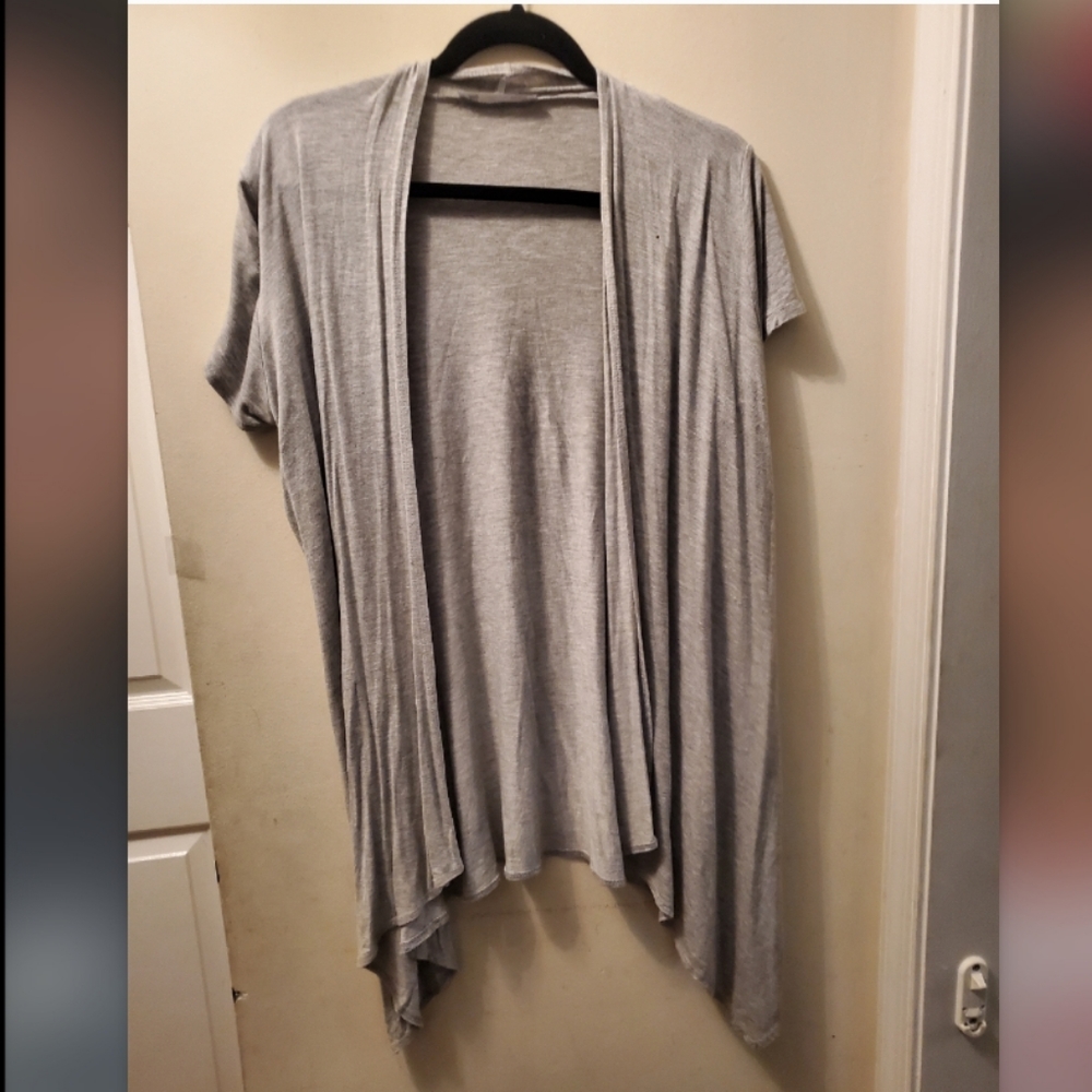 Draped Short Sleeve Cardigan - Small